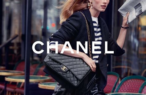 chanel piramidi|The CHANEL Iconic Handbag Campaign .